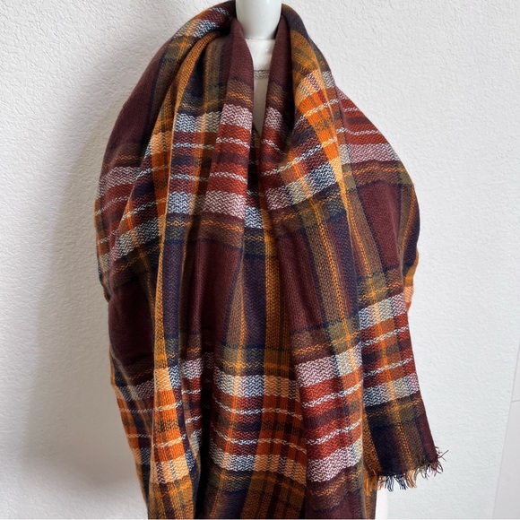 W Fashion Accessories Brown Rust White Wool Blend Plaid Throw Shawl Wrap New - Picture 3 of 15